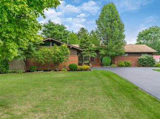 3020 Westwick Rd, Columbus, OH 43232