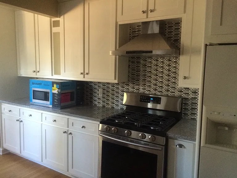 644 Burke Rd NE — Photo 5