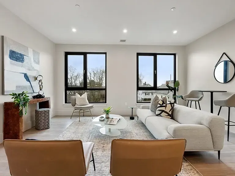 85 Myrtle St #205 — Photo 8