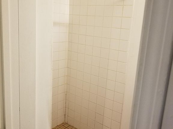 4th image of 1413 W University Ave APT 11