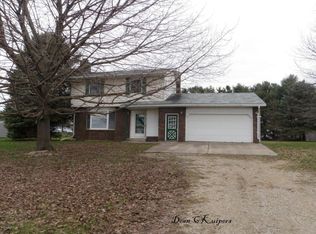 1682 8th St, Martin, MI 49070