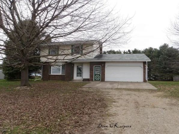 1682 8th St, Martin, MI 49070