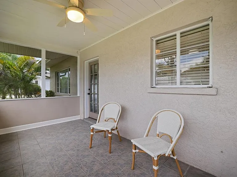2126 Hyde Park St — Photo 4