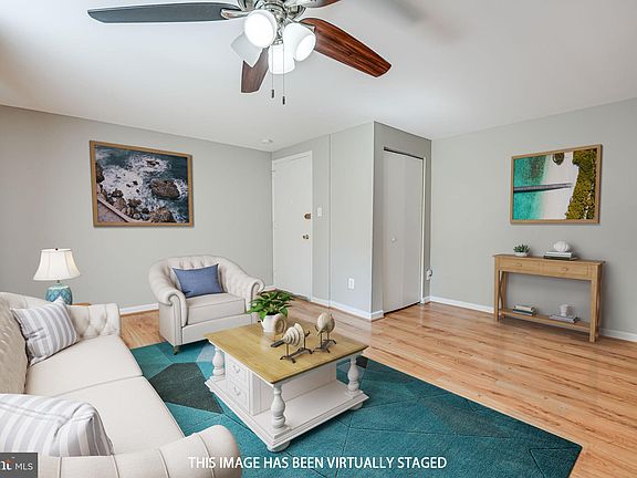 2nd image of 814 S Arlington Mill Dr APT 102