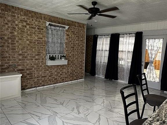 2nd image of 3009 La Puerta Ave