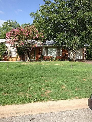 1st image of 732 Crestwood Dr