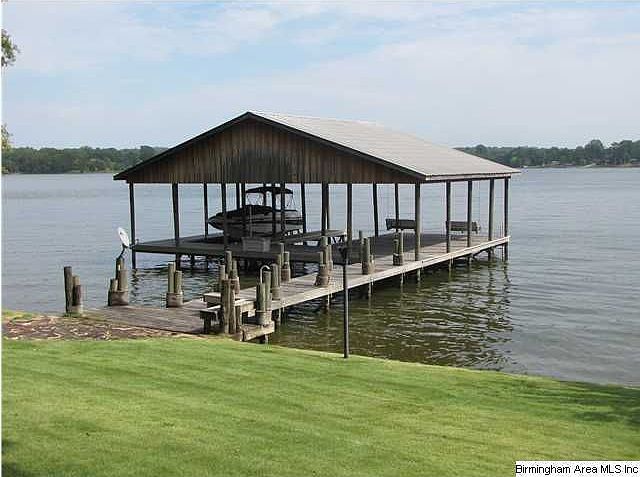 2nd image of 150 Cove Dr