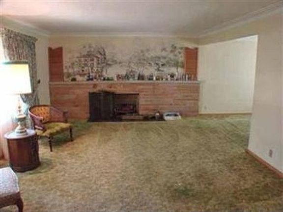 5th image of 1835 Dunellon Dr