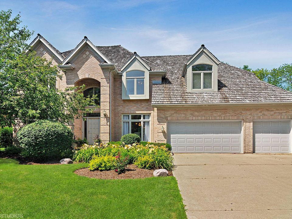 1st image of 872 Creek Bend Dr