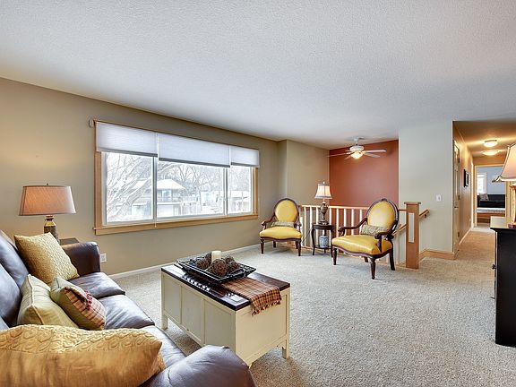 5th image of 7610 Iroquois St