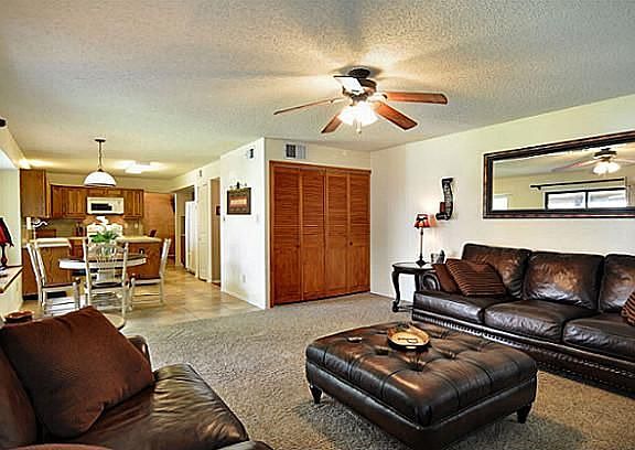 5th image of 2716 Harmon Dr