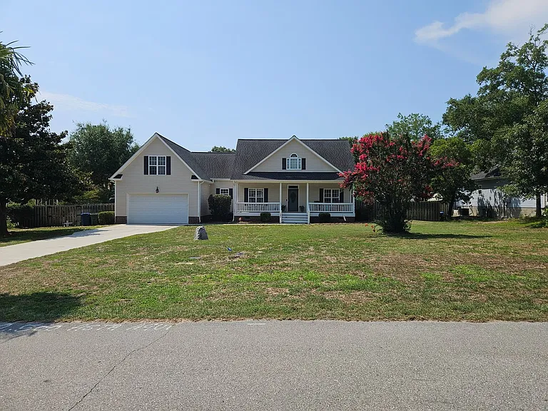 142 Shellbank Dr — Photo 2