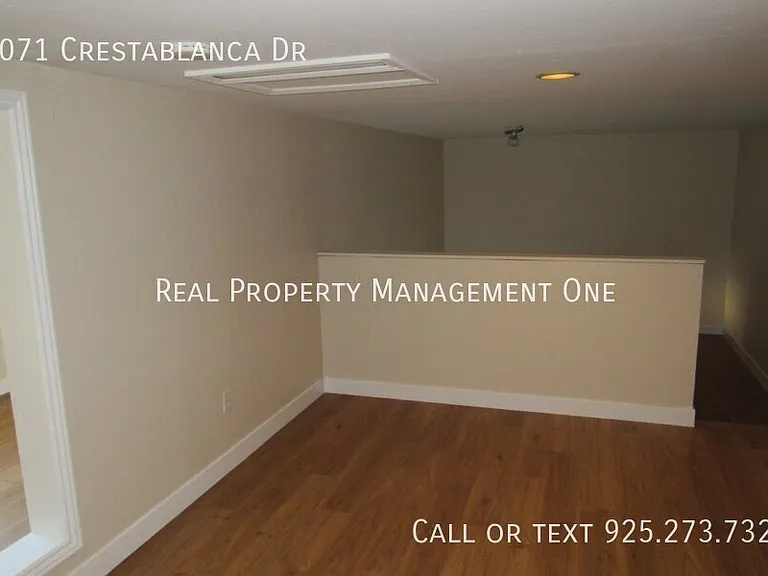 3071 Crestablanca Dr — Photo 44