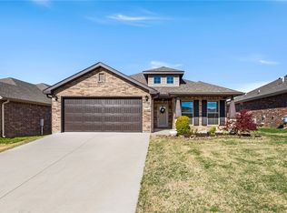 5905 NW Ettie May St, Bentonville, AR 72713