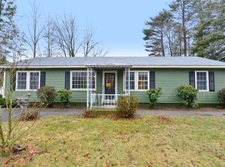 3 Country Ln, Medway, MA 02053