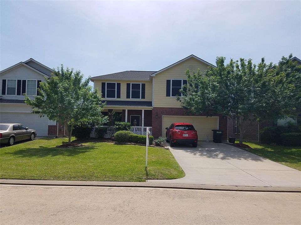 1st image of 21915 Holly Branch Dr