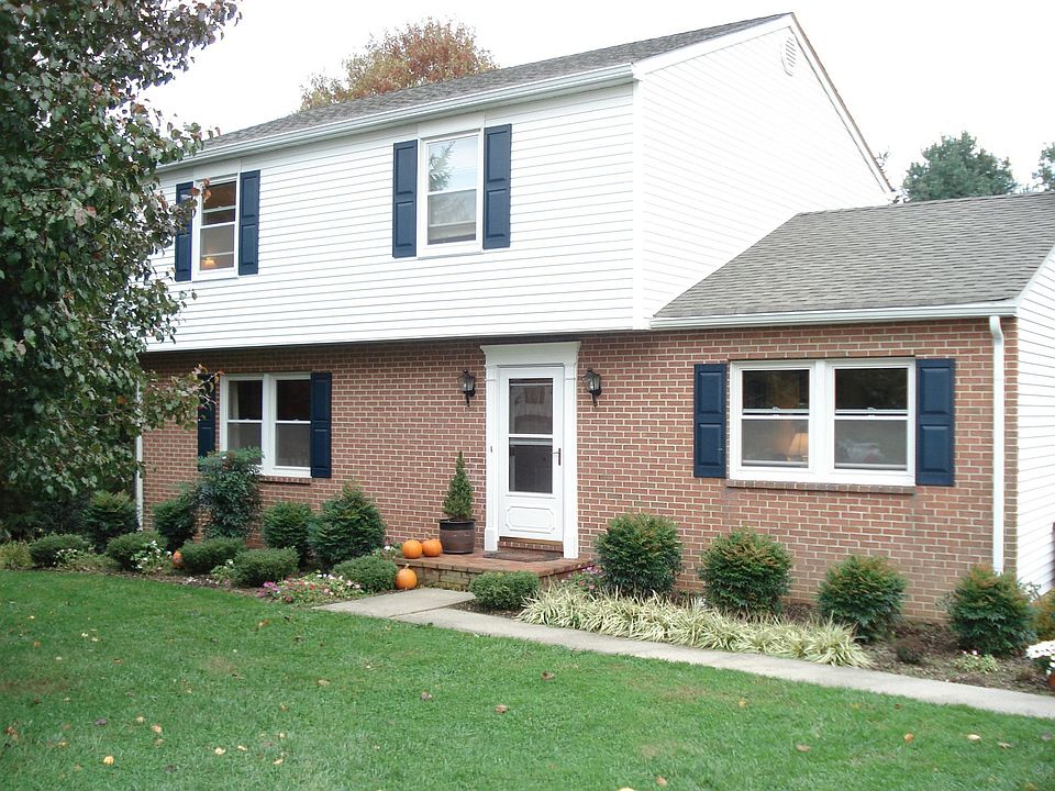 1st image of 101 Woodlawn Dr