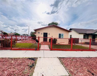 6617 Raymond Ave, Los Angeles, CA, 90044