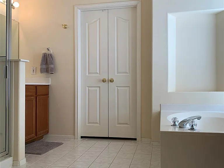 12720 Twisted Briar Ln — Photo 22