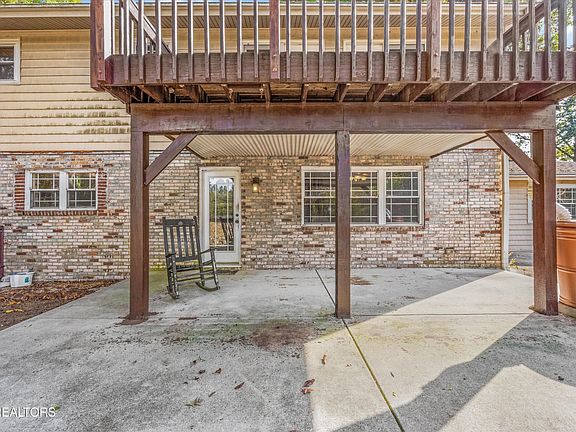 5th image of 2912 Lovingood Way