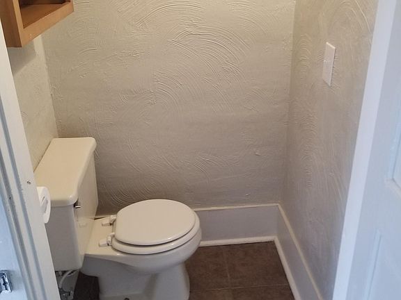 HALF BATH ON MAIN LEVEL