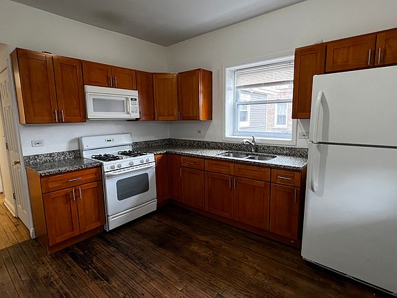 4th image of 6234 S California Ave #2