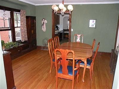 3rd image of 16501 Melgrave Ave