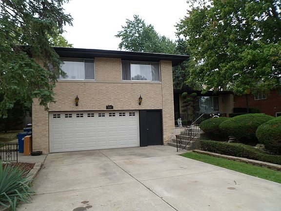 2nd image of 6639 W Shiawassie Dr