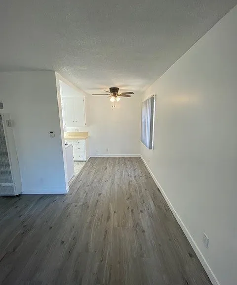 4008 Stevely Ave. — Photo 13