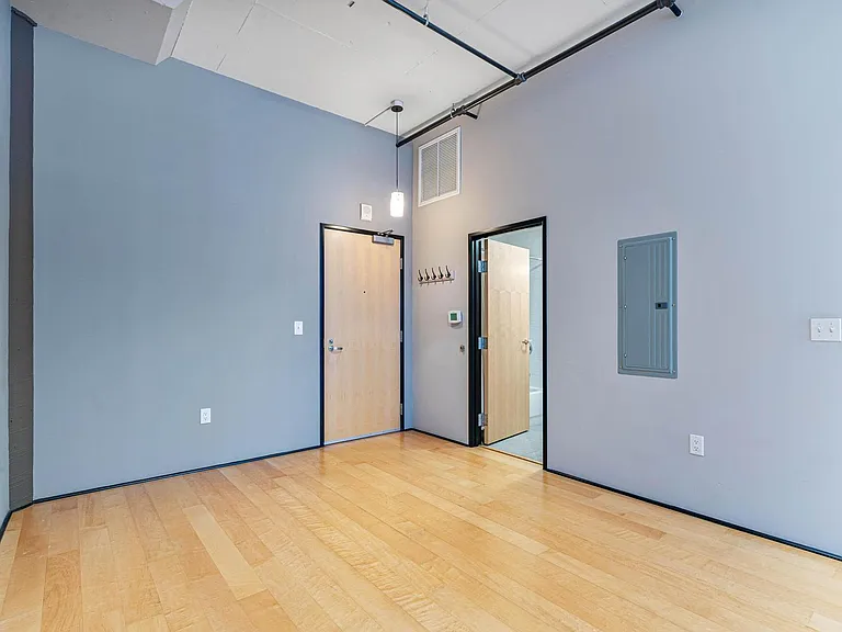 1400 NW Irving St #510 — Photo 7