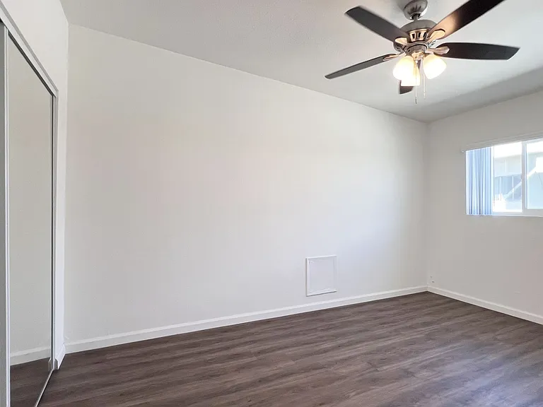 1743 W Malvern Ave #6 — Photo 16