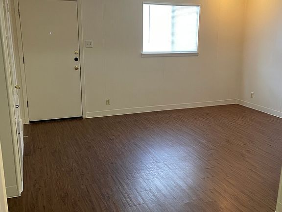 3rd image of 20 W Adams Ave #31