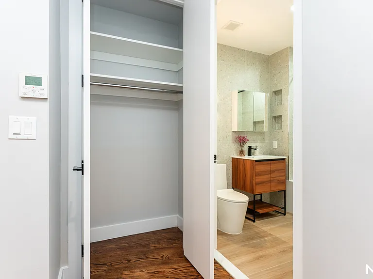 11-24 31st Dr #8B — Photo 9