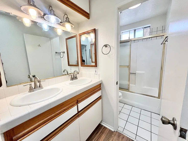 10632 Oak St — Photo 11