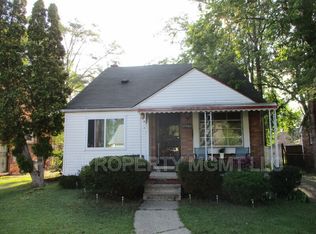 19480 Huntington Rd, Detroit, MI 48219