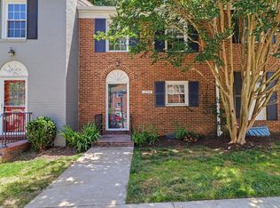 6629 Burlington Pl, Springfield, VA 22152