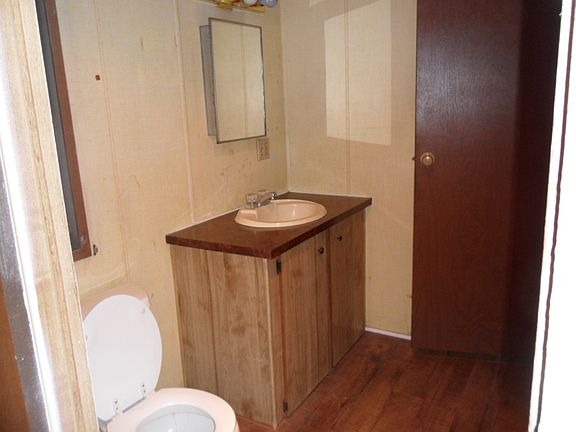 3rd image of 3745 Valley Blvd Spc 118