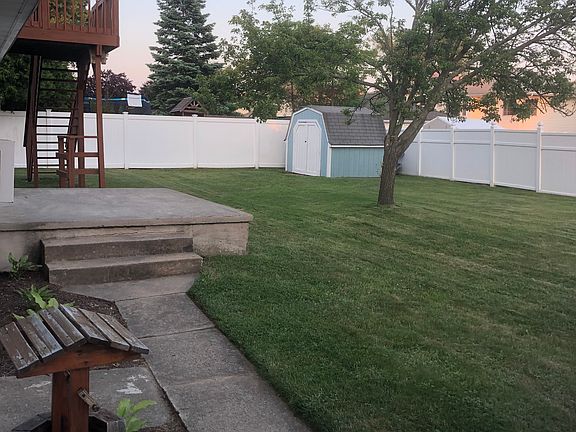 3rd image of 72 Clark Ave