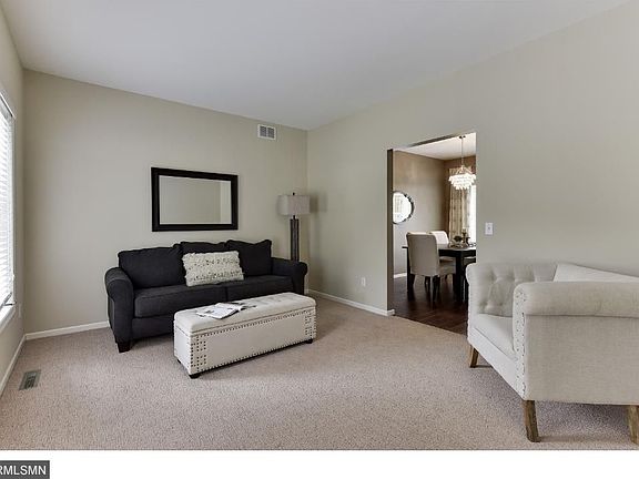 3rd image of 3475 Holly Ln N