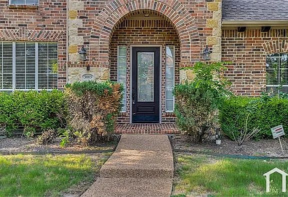 3rd image of 3005 Austin Dr