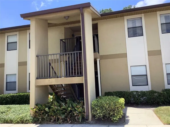 10100 Sailwinds Blvd N APT 202, Largo, FL 33773