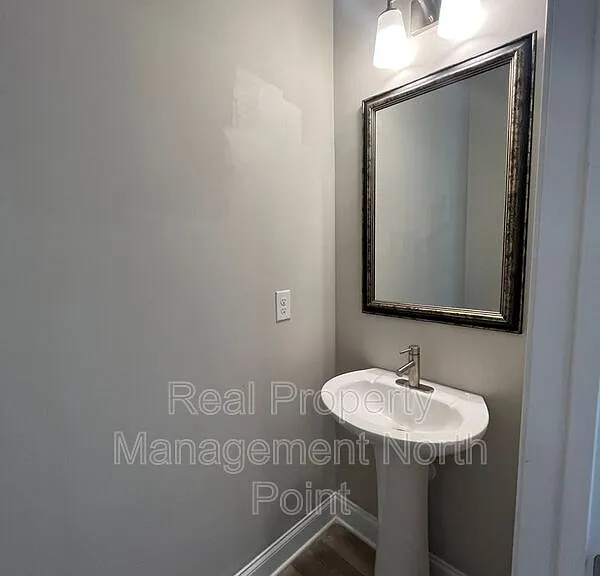 942 Catamaran Ct — Photo 30