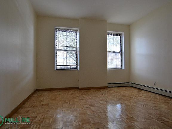 3rd image of 3426 38th St #1
