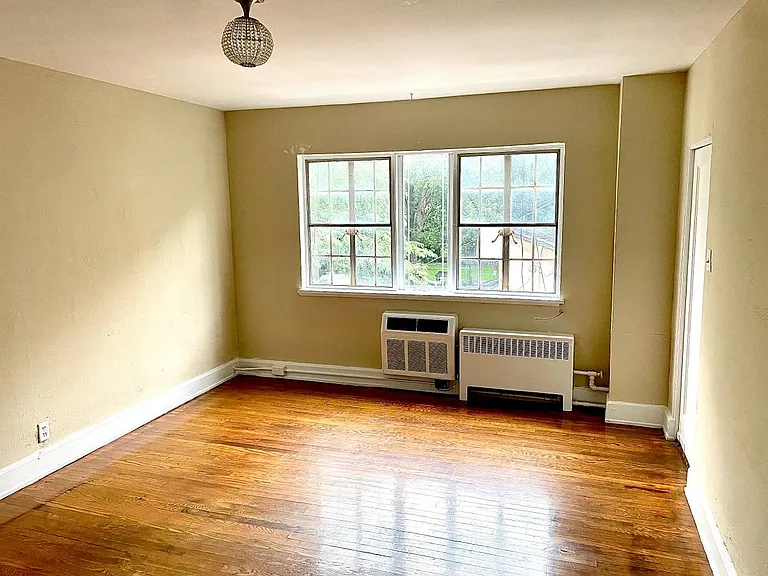 155 W River Streetsuite #C-2 — Photo 1