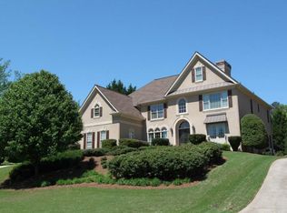 3323 Aylesbury Ct NE, Roswell, GA 30075