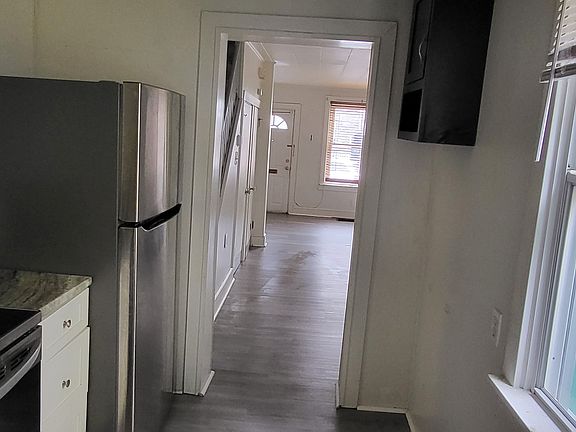 4th image of 1217 Cotton St