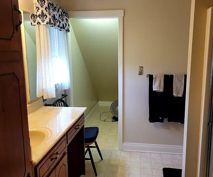 10093 Shale Rd — Photo 6