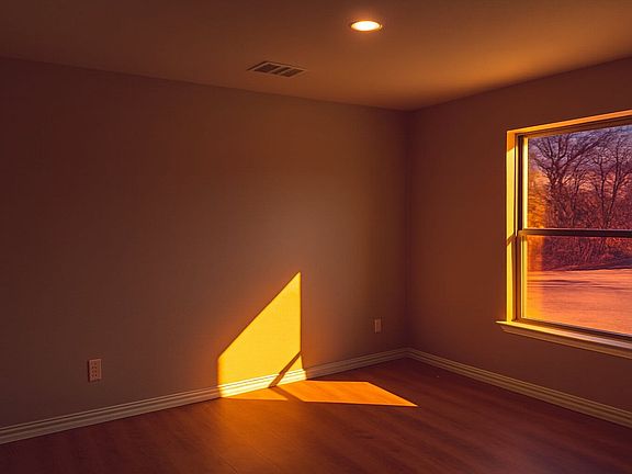 5th image of 308 Grey Wolf Cir #114