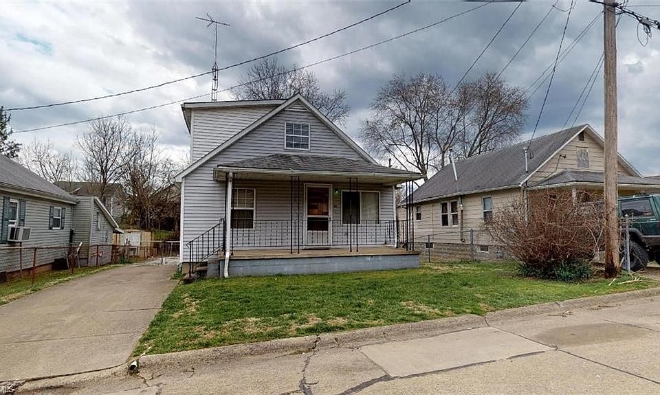 1st image of 610 6th Ave