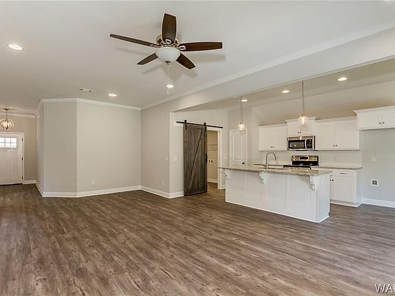 4th image of 5315 University Gardens Dr